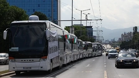 250 автобуса и 50 камиона излизат на протест в центъра на София