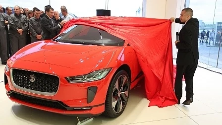 Jaguar откри първия си шоурум в България (СНИМКИ)