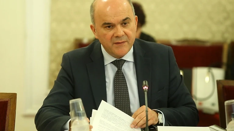 Хората с увреждания няма да загубят добавките си