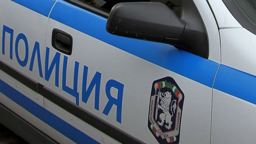 15-годишен избяга от ареста във Враца