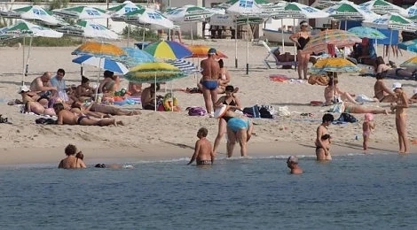 Руски туроператор спря част от чартърите си за България
