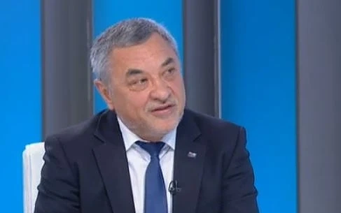 Валери Симеонов: Зад лозунга \