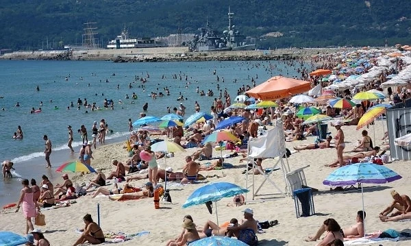 Чуждите туристи у нас се оплакват от шумни камериерки и студени басейни