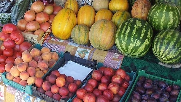 Плодовете и зеленчуците на едро поевтиняват