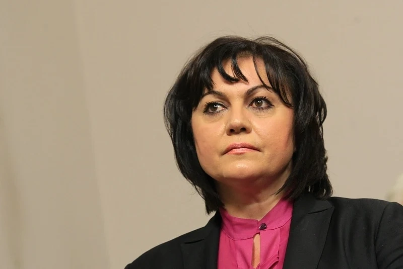 Нинова: Искаме оставката на министър Румен Порожанов 