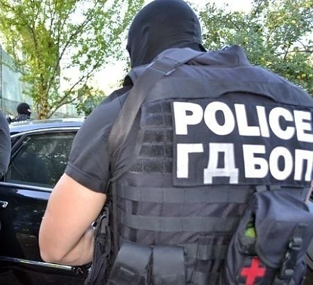 Разбиха престъпна група разпространявала наркотици в Русе