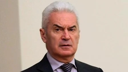 Волен иска да ощети държавата, докато Валери да напълни хазната