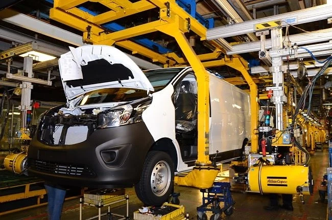 Сглобяват Opel в Намибия 