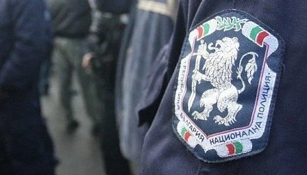 Продължава полицейската операция в Хасково заради пребития от цигани полицай