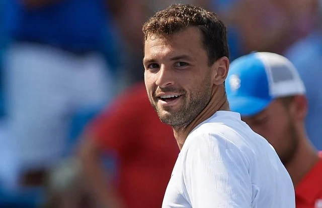 Гришо в очакване на съперника си  