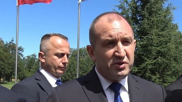 Румен Радев е гост на българските ВМС