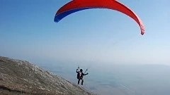 Румънски парапланерист пострада край Сопот