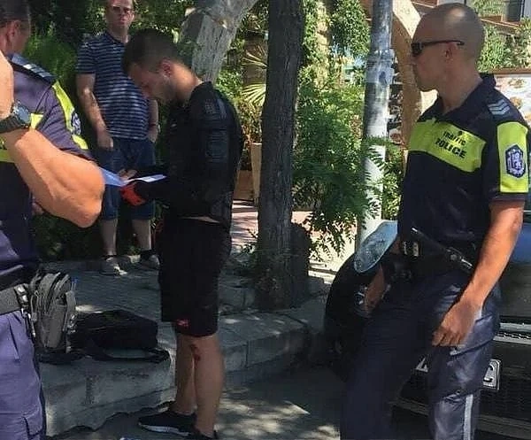 Моторист два дни разиграва полицаите в курорта Слънчев бряг