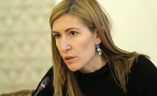 Николина Ангелкова ще съди Бранимир Ботев