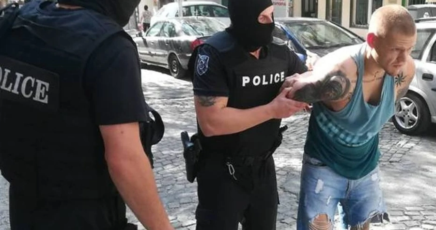Зрелищни арести в Бургас   