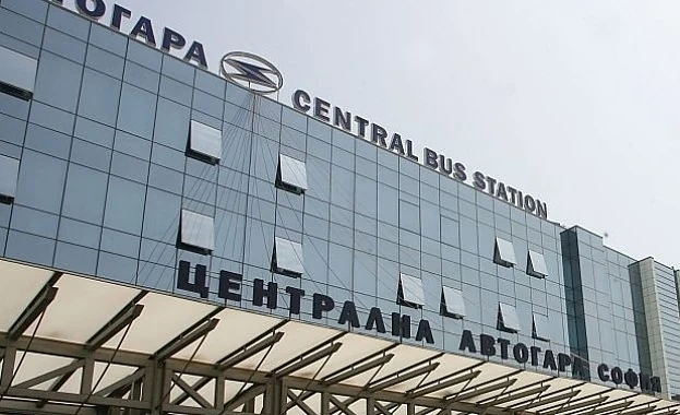 Хаос на Централна автогара заради спряната линия София – Пловдив