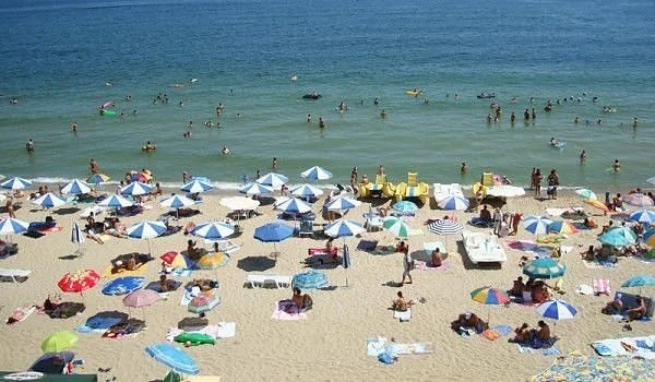 Морето поевтинява през септември 