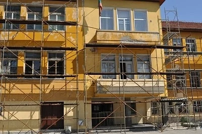 Над 60 училища в страната ще посрещнат 15 септември в ремонт