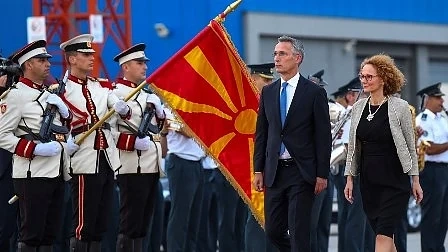Столтенберг: Надявам се при следващата ми визита Македония да е член на НАТО 