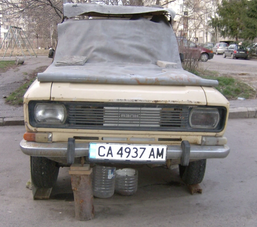 Колите на трупчета - също с \