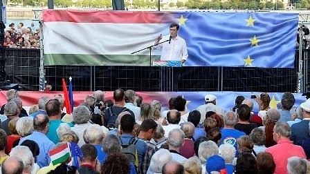 Унгарци протестират срещу премиера Орбан