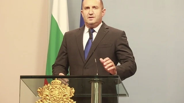 Президентът Радев сезира Конституционния съд за АПК