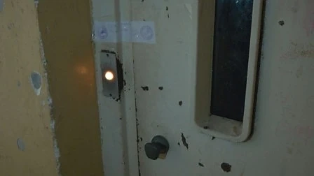 Задушаване е причината за смъртта на 10-годишното дете,открито в асансьор