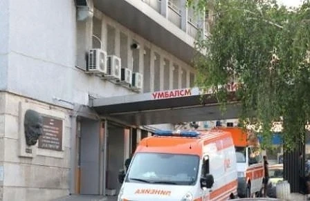 Простреляният в София полицай вече е контактен