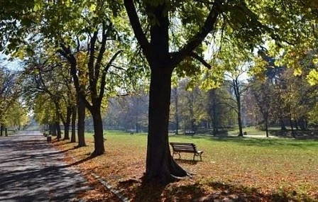 Днес слънчево с максимални температури между 25°и 30°