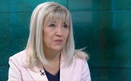 Петя Аврамова: Продължаваме политиката за нови магистрални и скоростни пътища