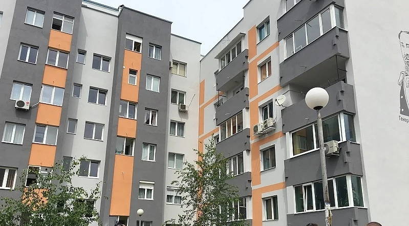 Бургас и Благоевград са първенци по саниране