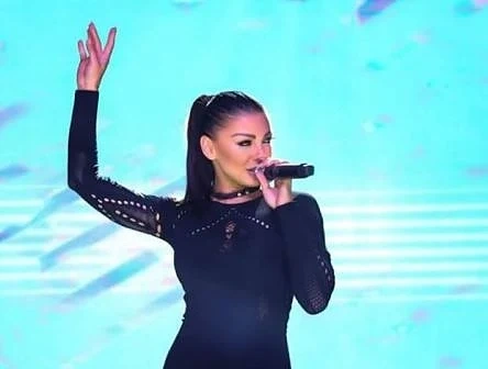 Емануела се върна при Динев