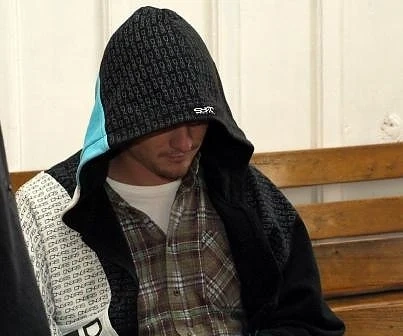 Съдът остави в ареста служителя на БАБХ,отглеждал плантация с марихуана