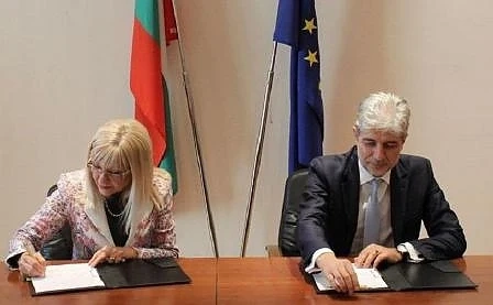 Две министерства подписаха договор за превенция на рискови свлачища