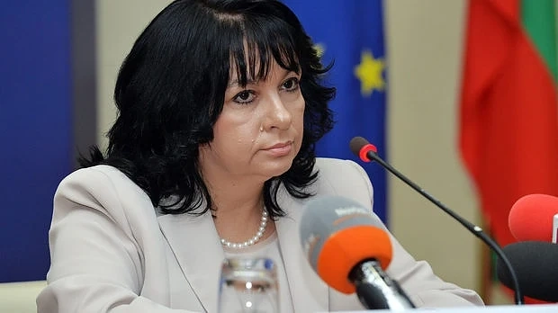 Министър Петкова: 50% от електроенергията у нас се осигурява от въглищните централи 