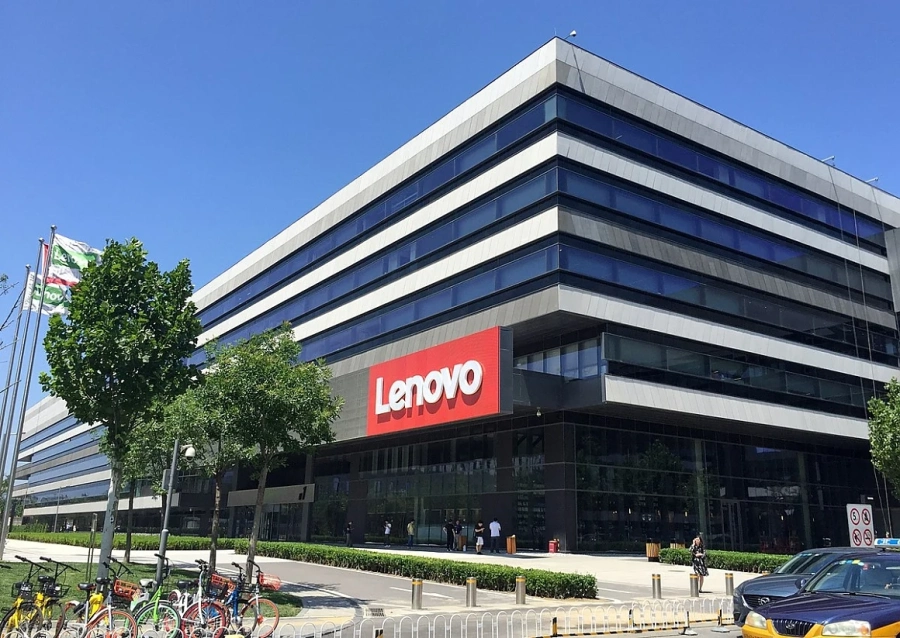 Lenovo увеличи 10-кратно продажбите на смартфони