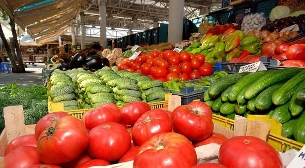 Краставиците и чушките пак поскъпнаха 