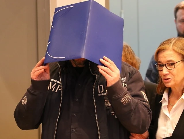 Съдят медик сериен убиец в Германия 