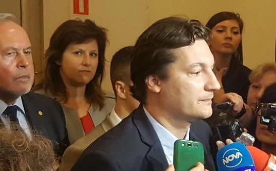БСП: Няма да се регистрираме в НС, докато Валери Симеонов не подаде оставка 