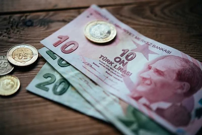 Турската лира поскъпна рязко