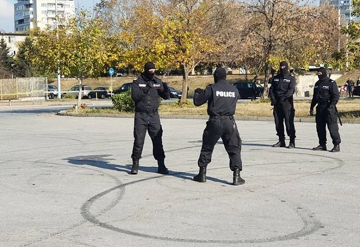 Командоси направиха демонстрация пред десетки зрители в Пловдив 