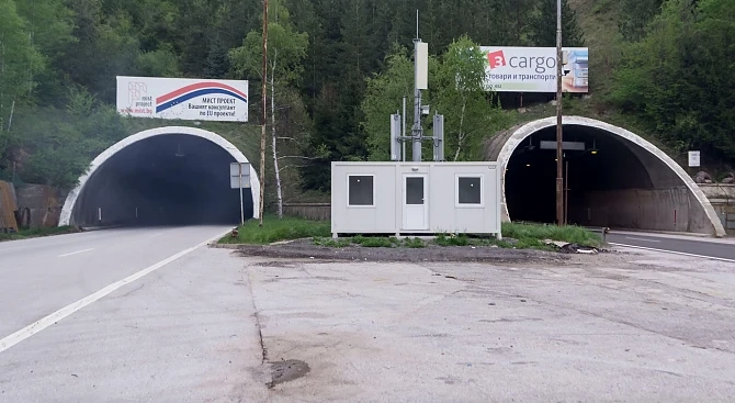 Обмислят такси за преминаване по мостове и тунели