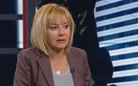 Манолова за оставката на Симеонов: Безспорно е победа за протестиращите майки