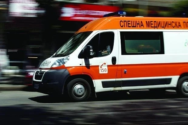 Договорите за доставка на нови линейки бяха подписани