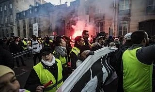 Затварят Айфеловата кула заради протест