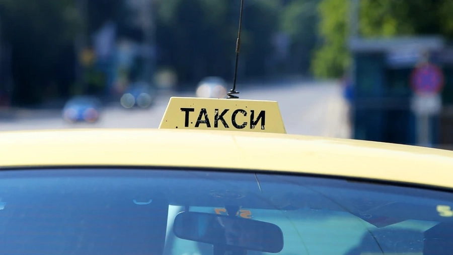 Таксиметровите шофьори излизат на протест