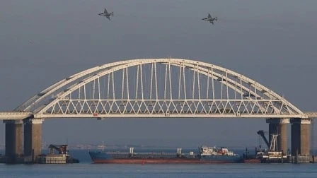 Съветът по сигурността към МС: Русия незабавно да освободи плавателните съдове на Украйна