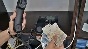 Телефонна измама в Исперих! Дядо даде торба с 8 100 лв. на телефонни измамници   