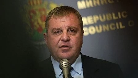 Каракачанов заплаши членството на Македония в НАТО и ЕС