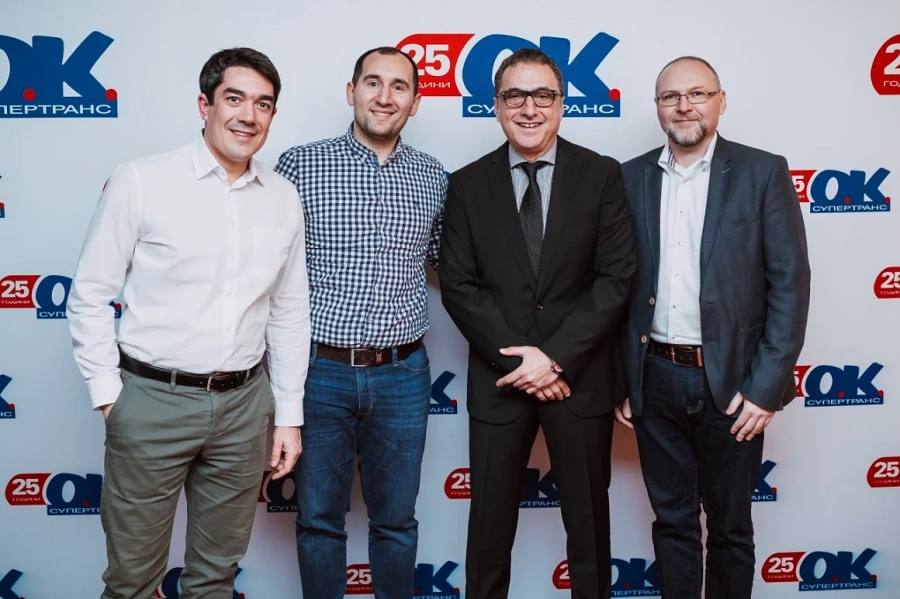 “О’Кей Супертранс” отпразнува 25 години със стилен коктейл